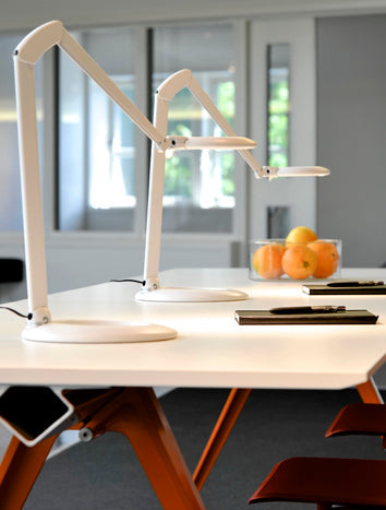 Luxo Ovelo LED task light with table-desk base, White